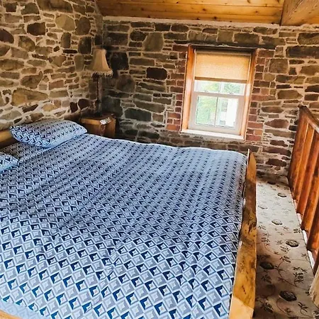 2 Bed Sandstone Apartamento *