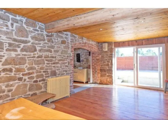 Lejlighed 2 Bed Sandstone