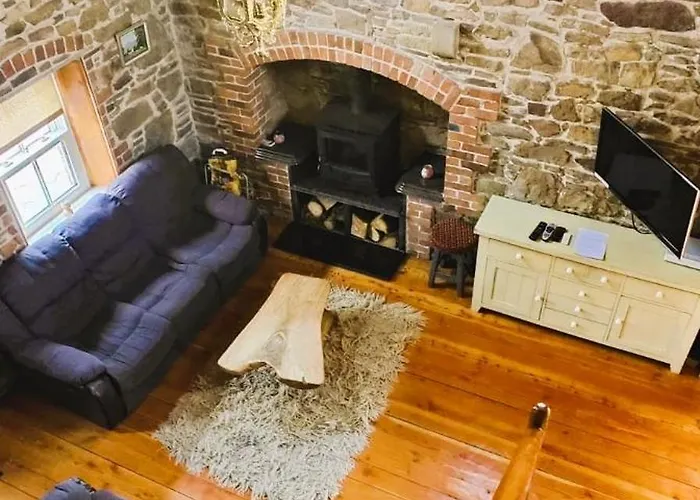 2 Bed Sandstone Apartamento