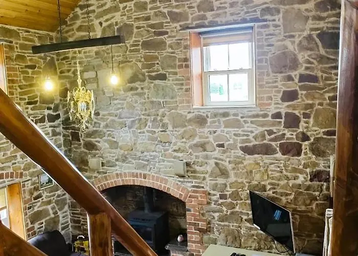 2 Bed Sandstone Apartment